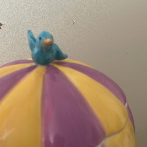 Hello Kitty and friends hot air balloon ceramic canister - Picture 5 of 5